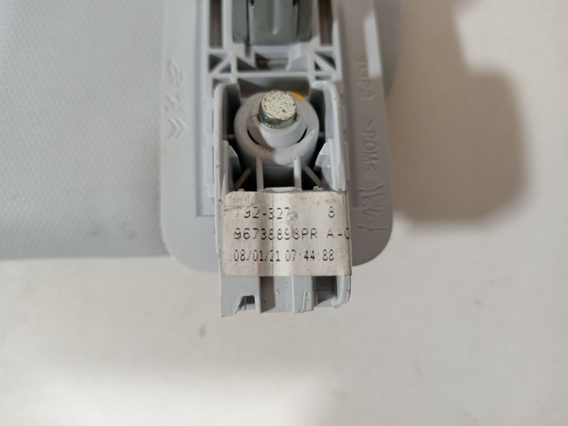 Recambio de parasol izquierdo para peugeot 208 2020 referencia OEM IAM 96738898PR  