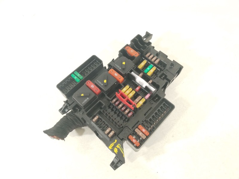 Recambio de caja reles / fusibles para mini mini (f56) cooper d referencia OEM IAM 61149360501 9270355 