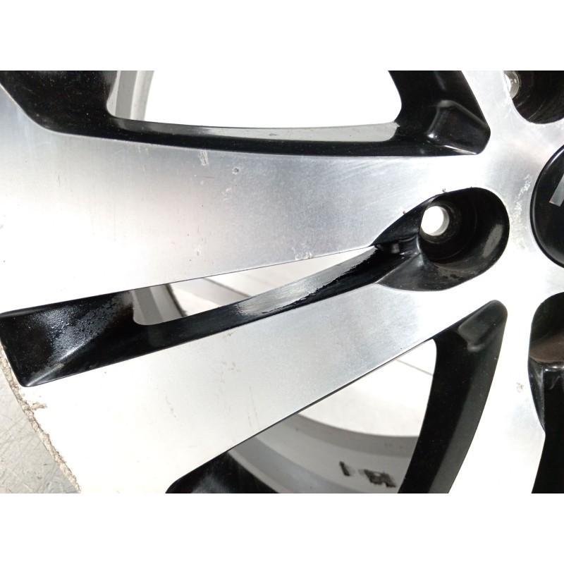 Recambio de llanta para kia sportage concept 4x2 referencia OEM IAM 529103u300  