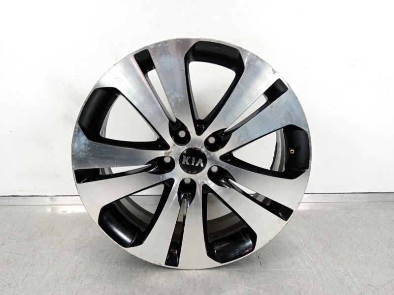 Recambio de llanta para kia sportage concept 4x2 referencia OEM IAM 529103u300  