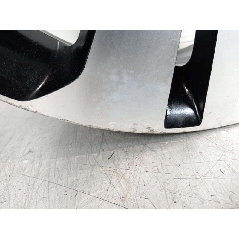 Recambio de llanta para kia sportage concept 4x2 referencia OEM IAM 529103u300  