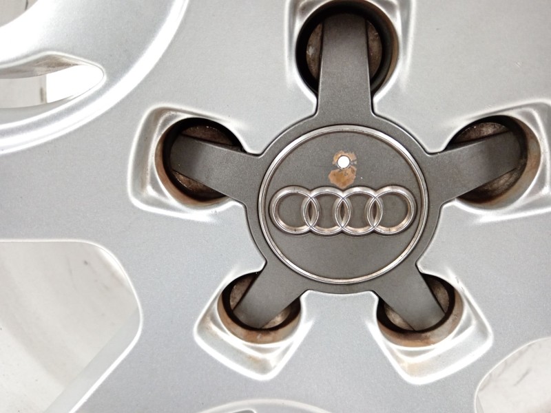 Recambio de llanta para audi q5 (8r) 2.0 tfsi (155kw) referencia OEM IAM 8R0601025A  