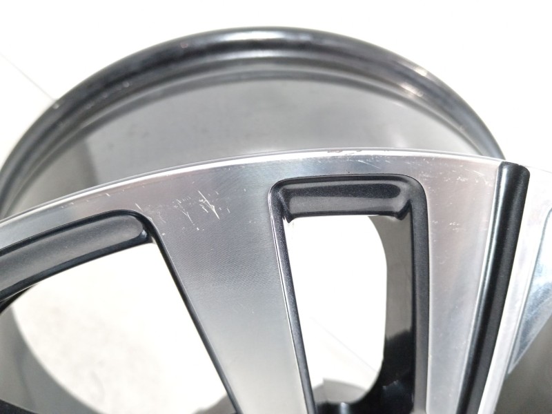 Recambio de llanta para peugeot 208 ii (ub_, up_, uw_, uj_) 1.2 puretech 100 referencia OEM IAM 9829566277  