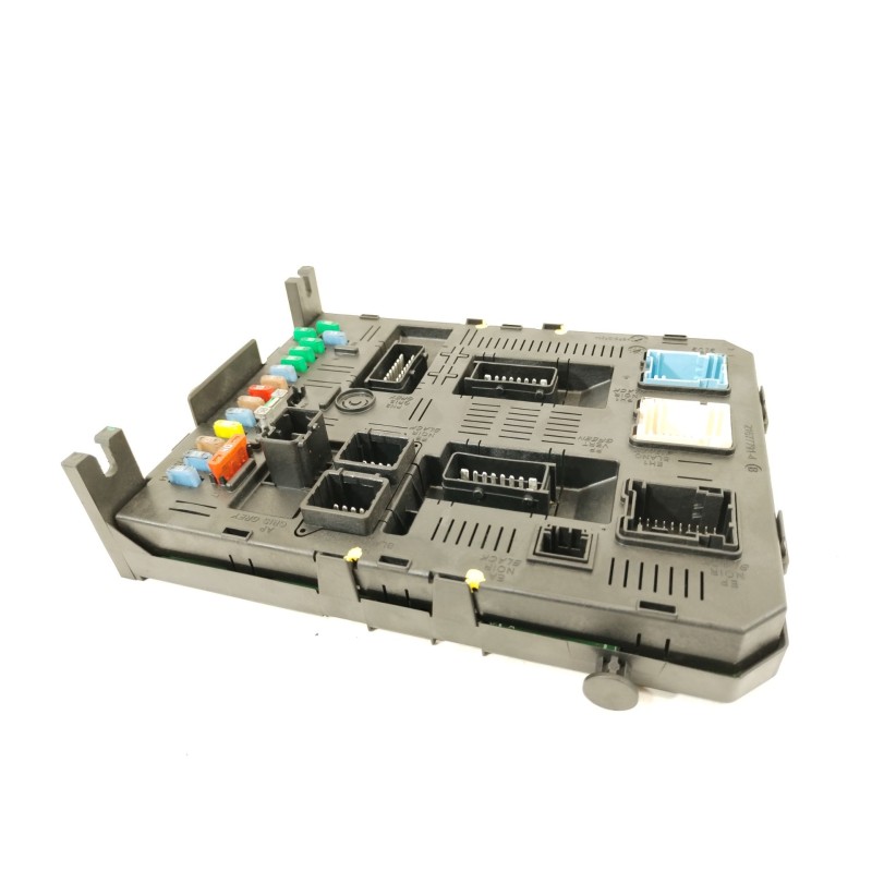 Recambio de caja reles / fusibles para peugeot 307 (3a/c) 1.6 16v referencia OEM IAM 9661940480 21676031 BSI2004H05