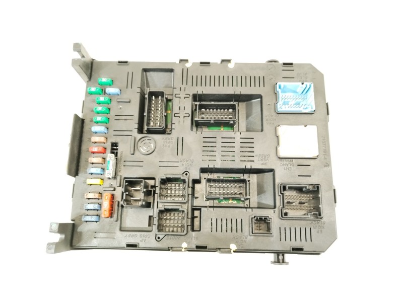 Recambio de caja reles / fusibles para peugeot 307 (3a/c) 1.6 16v referencia OEM IAM 9661940480 21676031 BSI2004H05