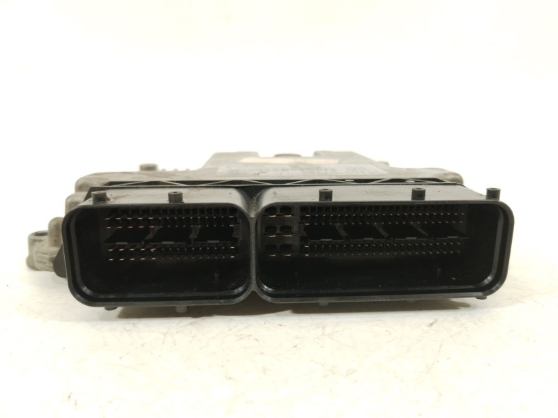 Recambio de centralita motor uce para hyundai i30 (gd) 1.6 crdi referencia OEM IAM 391142A412 0281017213 