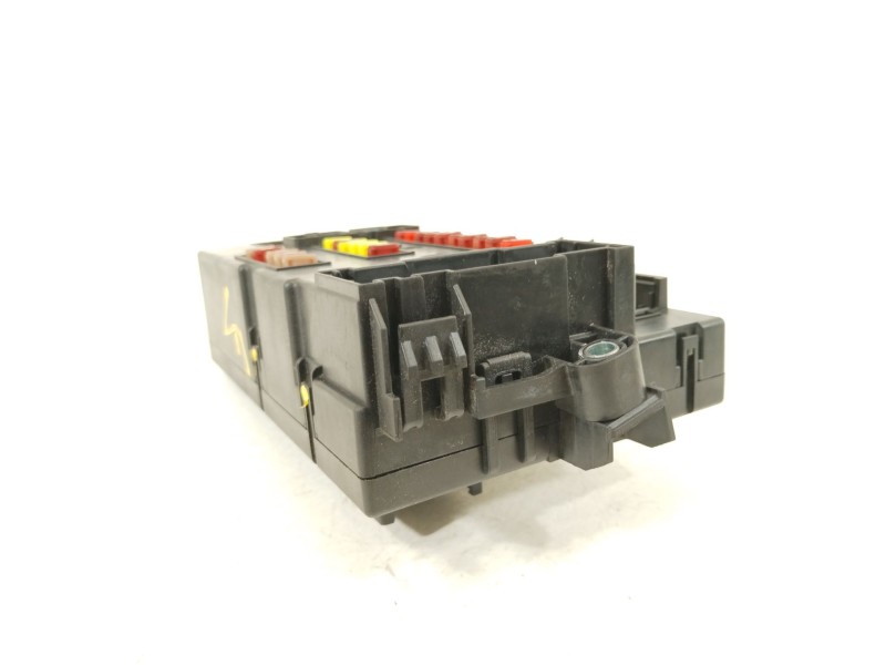 Recambio de caja reles / fusibles para peugeot boxer furgoneta 2.2 bluehdi 140 referencia OEM IAM 46860568 1681477580 