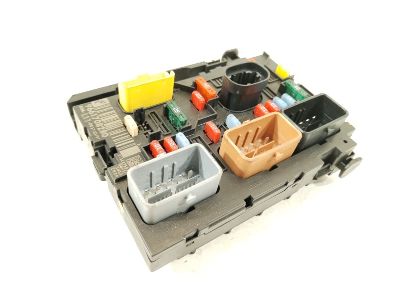 Recambio de caja reles / fusibles para peugeot 207/207+ (wa_, wc_) 1.4 referencia OEM IAM 9661708280 BSML1100 