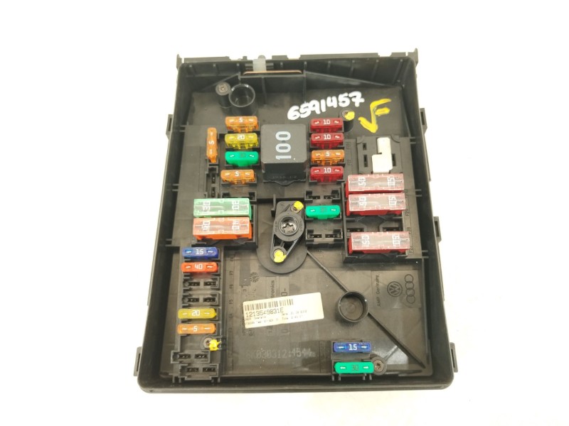 Recambio de caja reles / fusibles para skoda octavia ii (1z3) 1.6 tdi referencia OEM IAM 1K0937125D  