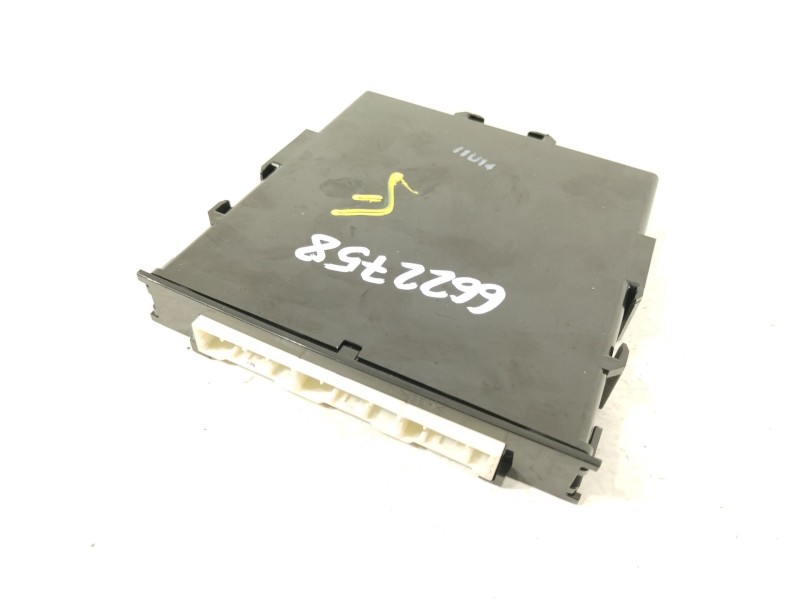 Recambio de modulo electronico para toyota auris (_e18_) 1.8 hybrid (zwe186_) referencia OEM IAM 8999002380  MB2325009532