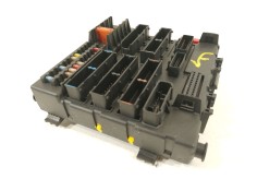 Recambio de caja reles / fusibles para opel vectra c gts (z02) 1.9 cdti (f68) referencia OEM IAM 13189926 460023260 519046502