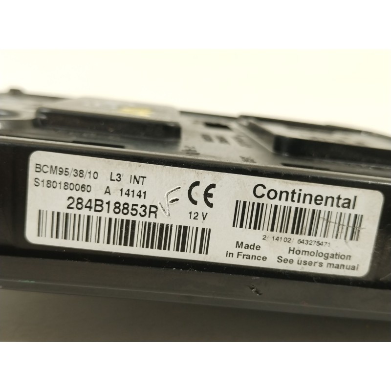 Recambio de caja reles / fusibles para renault megane iii berlina 5 p business referencia OEM IAM 284B18853R BCM95 S180180080