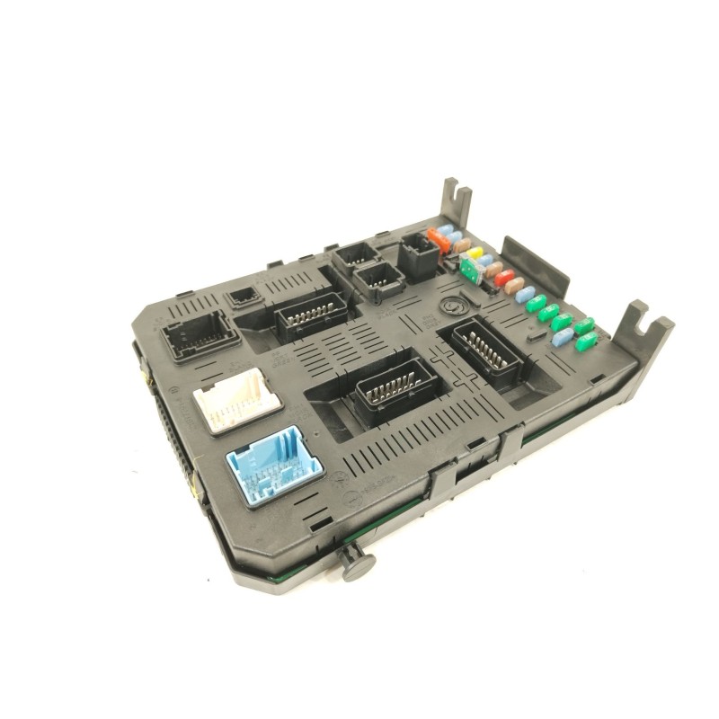 Recambio de caja reles / fusibles para citroën c4 grand picasso exclusive referencia OEM IAM 9663510180 BSI2004H01 