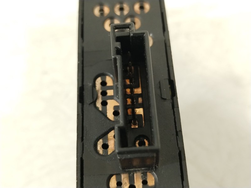 Recambio de mando elevalunas delantero derecho para bmw 3 coupé (e46) 330 ci referencia OEM IAM 6902178  