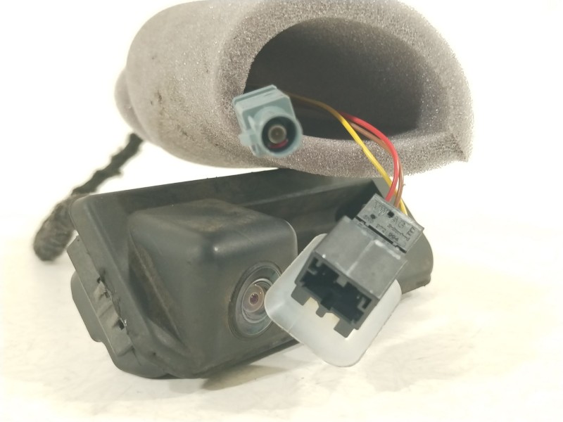 Recambio de camara para skoda fabia combi active referencia OEM IAM 6V0980121A 6V0827566H 