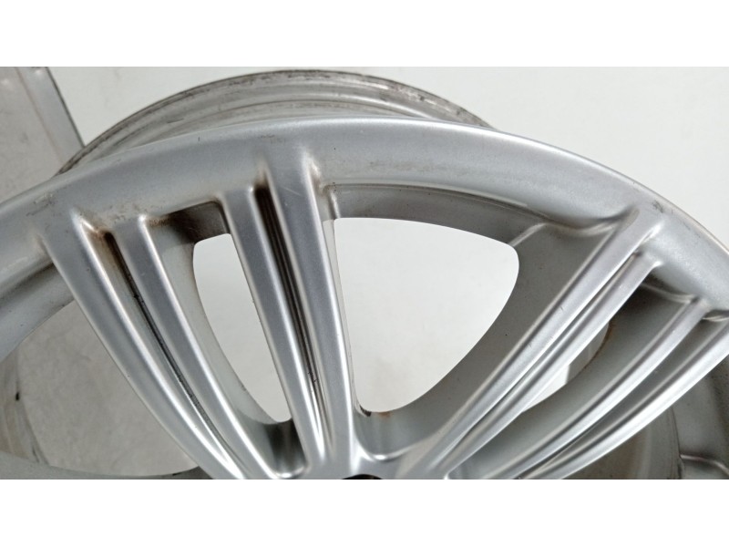 Recambio de llanta para bmw 1 (f21) 116 i referencia OEM IAM 7845850  