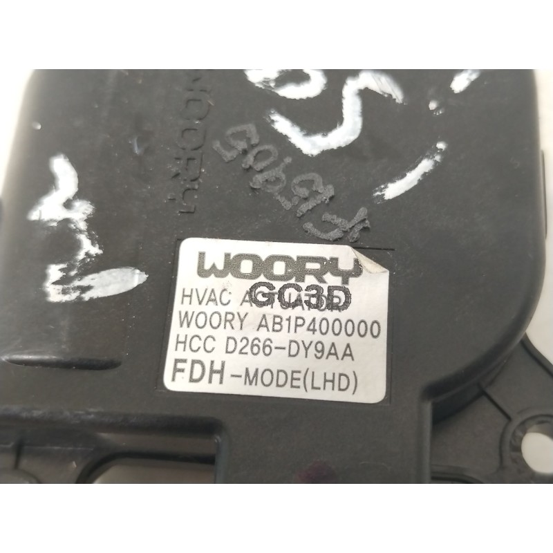 Recambio de motor apertura trampillas climatizador para hyundai i30 (gd) 1.6 crdi referencia OEM IAM D266DY9AA  