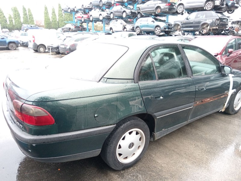 opel omega b (v94) del año 1996