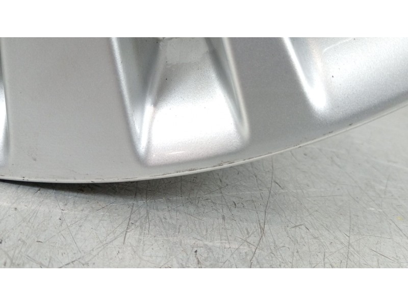 Recambio de llanta para lexus rx 450h referencia OEM IAM 4261148730  