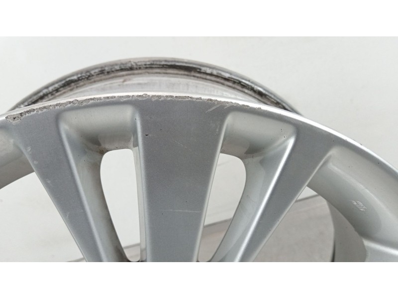 Recambio de llanta para lexus rx 450h referencia OEM IAM 4261148730  