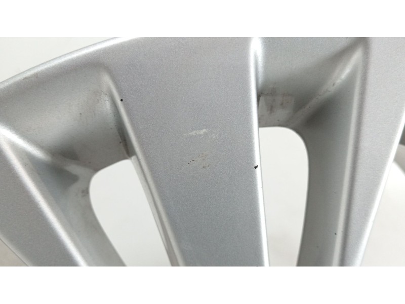 Recambio de llanta para lexus rx 450h referencia OEM IAM 4261148730  