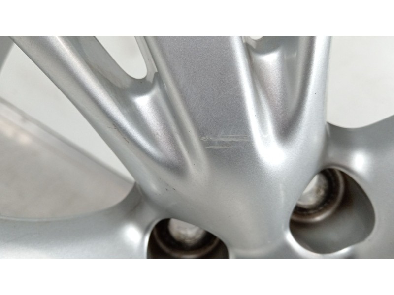 Recambio de llanta para lexus rx 450h referencia OEM IAM 4261148730  