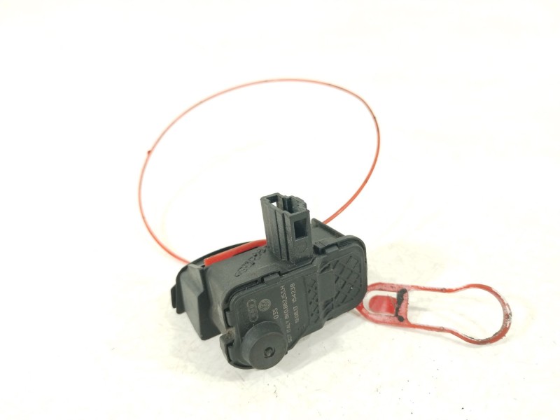 Recambio de motor tapa combustible para audi a4 ber. (b8) basis referencia OEM IAM 8K0862153H  