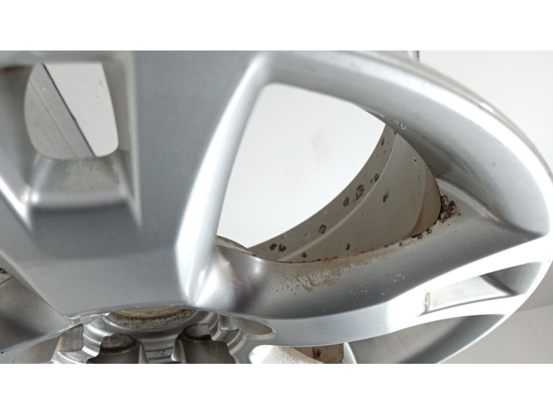 Recambio de llanta para toyota rav 4 (a3) active referencia OEM IAM 4261142350  