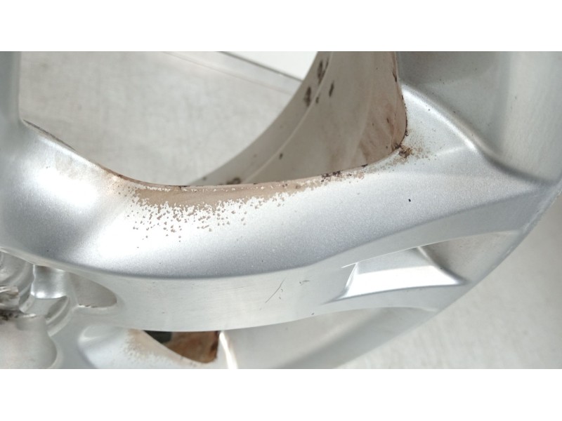 Recambio de llanta para toyota rav 4 (a3) active referencia OEM IAM 4261142350  