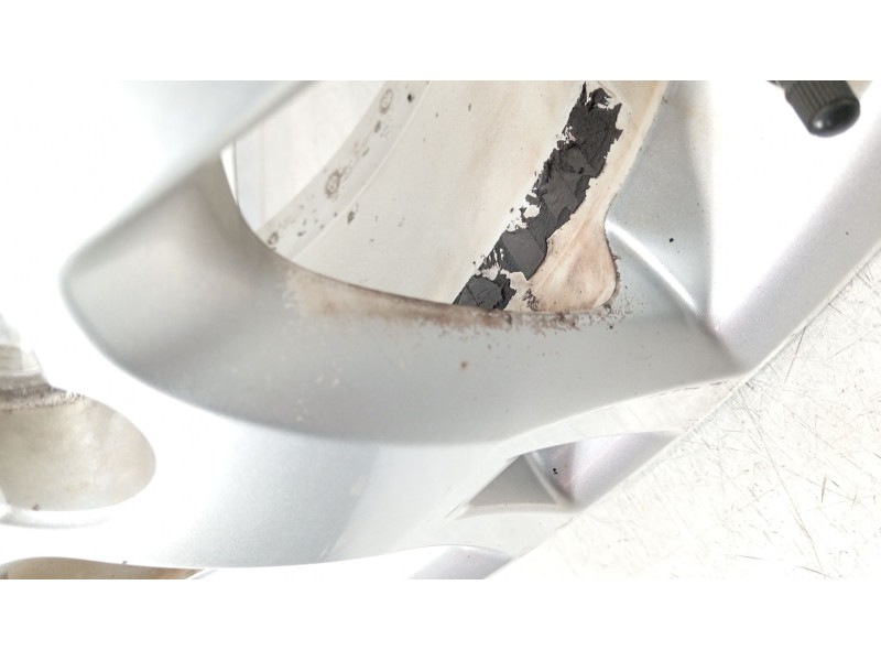 Recambio de llanta para toyota rav 4 (a3) active referencia OEM IAM 4261142350  