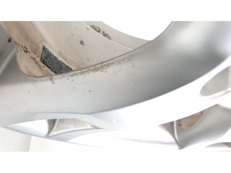 Recambio de llanta para toyota rav 4 (a3) active referencia OEM IAM 4261142350  