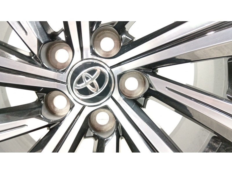 Recambio de llanta para toyota corolla e21 corolla (e21/eh1) basico referencia OEM IAM 42611YYC00  