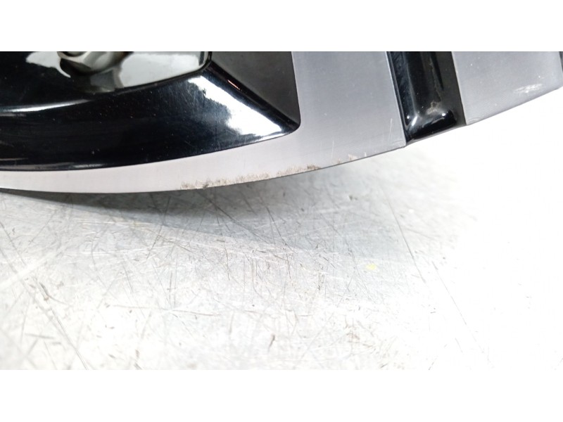 Recambio de llanta para toyota corolla e21 corolla (e21/eh1) basico referencia OEM IAM 42611YYC00  