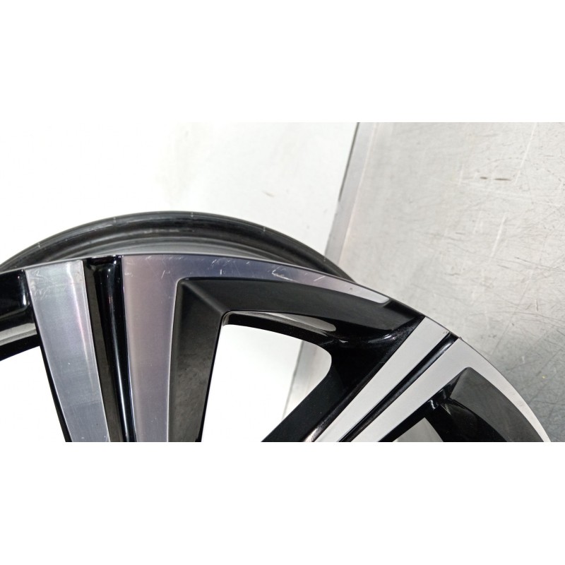 Recambio de llanta para toyota corolla e21 corolla (e21/eh1) basico referencia OEM IAM 42611YYC00  