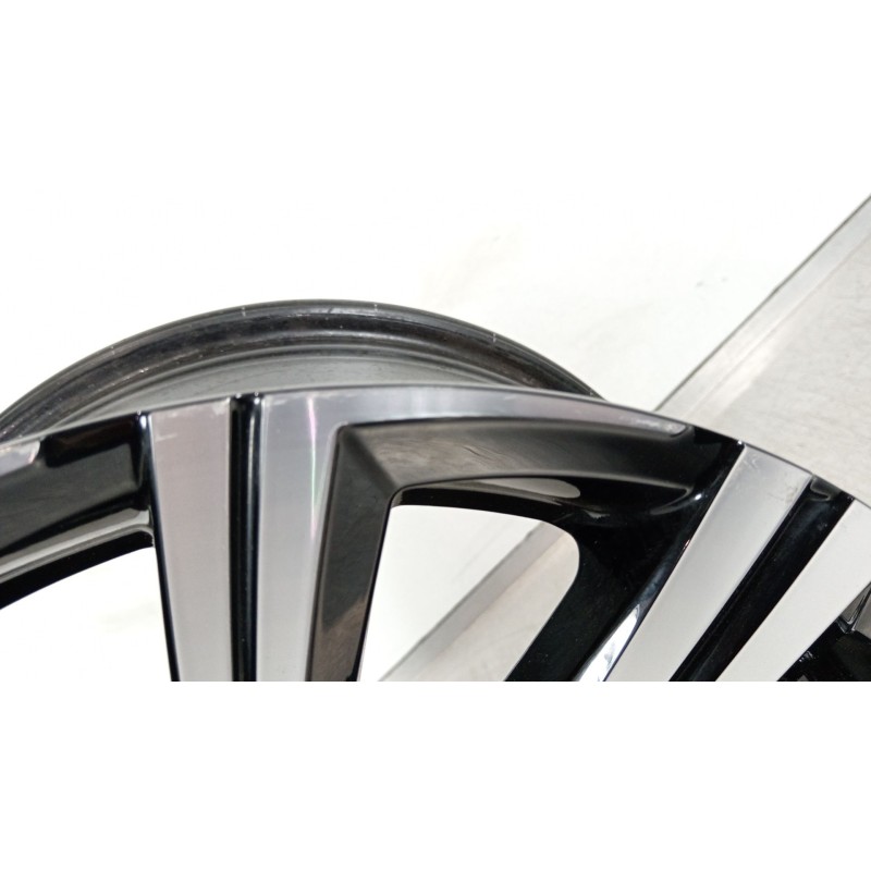 Recambio de llanta para toyota corolla e21 corolla (e21/eh1) basico referencia OEM IAM 42611YYC00  