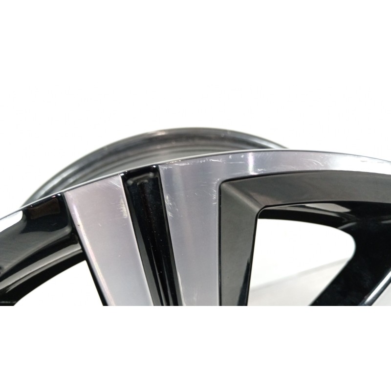 Recambio de llanta para toyota corolla e21 corolla (e21/eh1) basico referencia OEM IAM 42611YYC00  