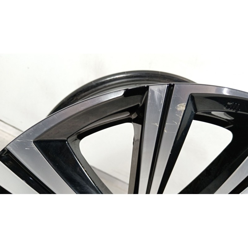 Recambio de llanta para toyota corolla e21 corolla (e21/eh1) basico referencia OEM IAM 42611YYC00  