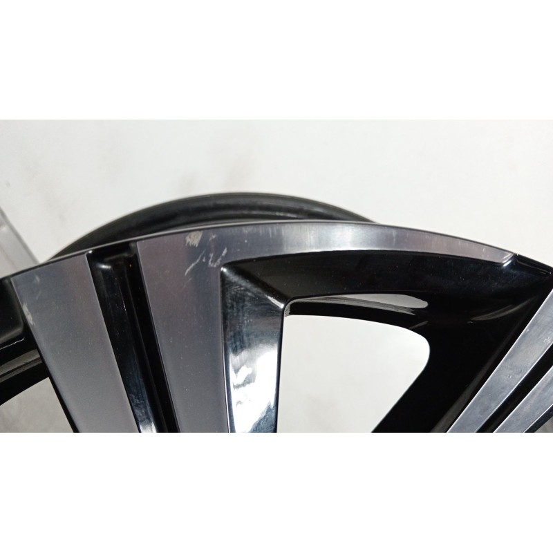 Recambio de llanta para toyota corolla e21 corolla (e21/eh1) basico referencia OEM IAM 42611YYC00  