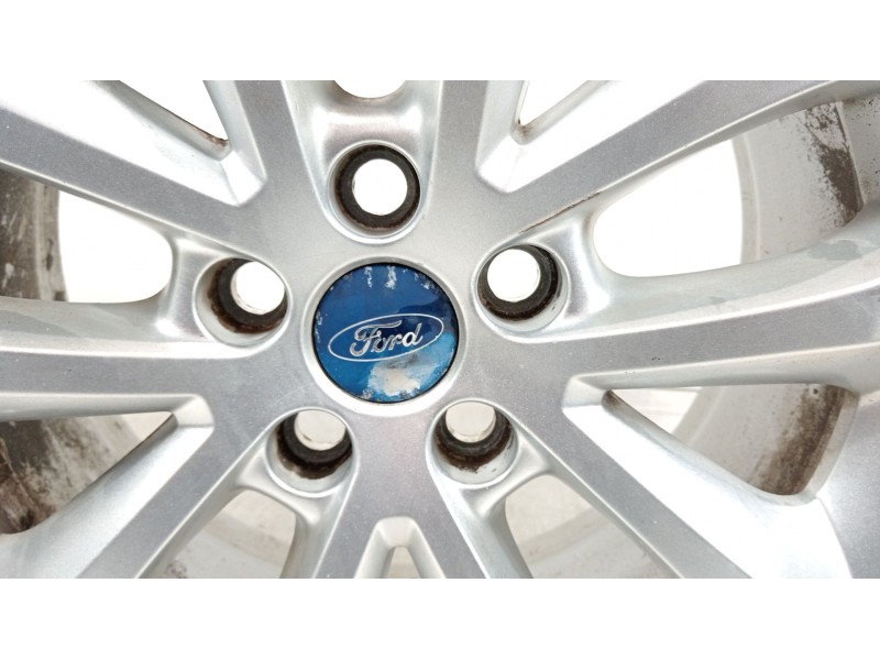 Recambio de llanta para ford kuga i 2.0 tdci 4x4 referencia OEM IAM 8V4J1007AA  