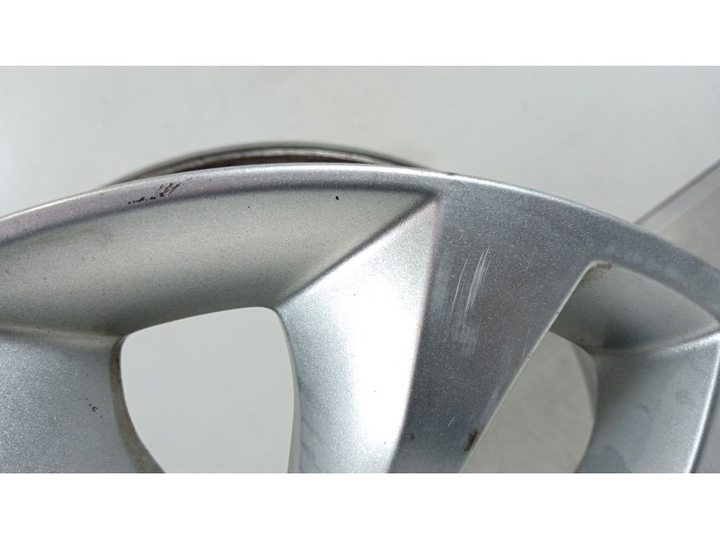 Recambio de llanta para ford kuga i 2.0 tdci 4x4 referencia OEM IAM 8V4J1007AA  