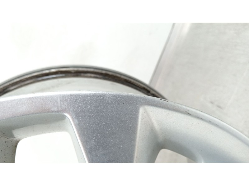 Recambio de llanta para ford kuga i 2.0 tdci 4x4 referencia OEM IAM 8V4J1007AA  