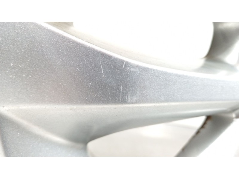 Recambio de llanta para ford kuga i 2.0 tdci 4x4 referencia OEM IAM 8V4J1007AA  