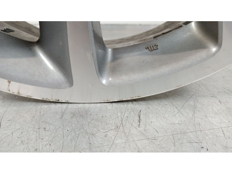 Recambio de llanta para citroën c-crosser xtr referencia OEM IAM J18X7JJ 38  