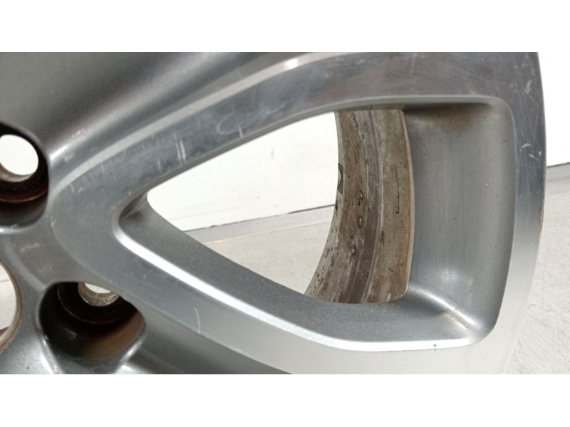 Recambio de llanta para citroën c-crosser xtr referencia OEM IAM J18X7JJ 38  