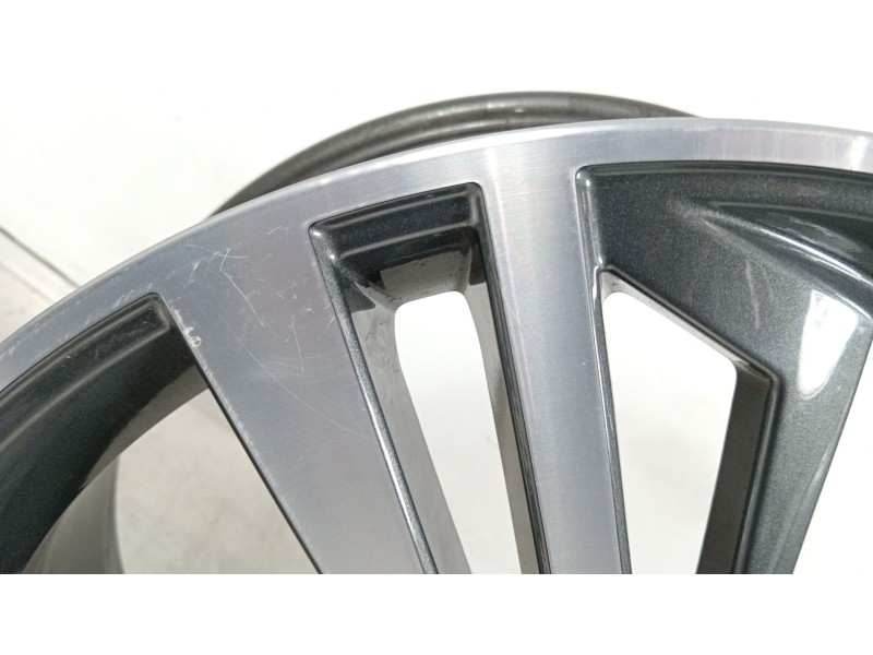 Recambio de llanta para audi q5 (fyb, fyg) 35 tdi quattro referencia OEM IAM 80A601025F  