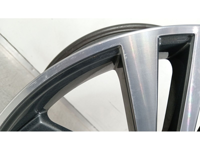 Recambio de llanta para audi q5 (fyb, fyg) 35 tdi quattro referencia OEM IAM 80A601025F  