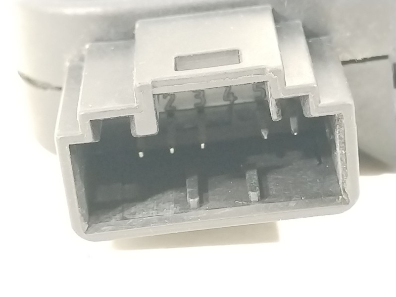 Recambio de motor apertura trampillas climatizador para seat leon (1p1) 1.6 tdi referencia OEM IAM 1K0907511B  