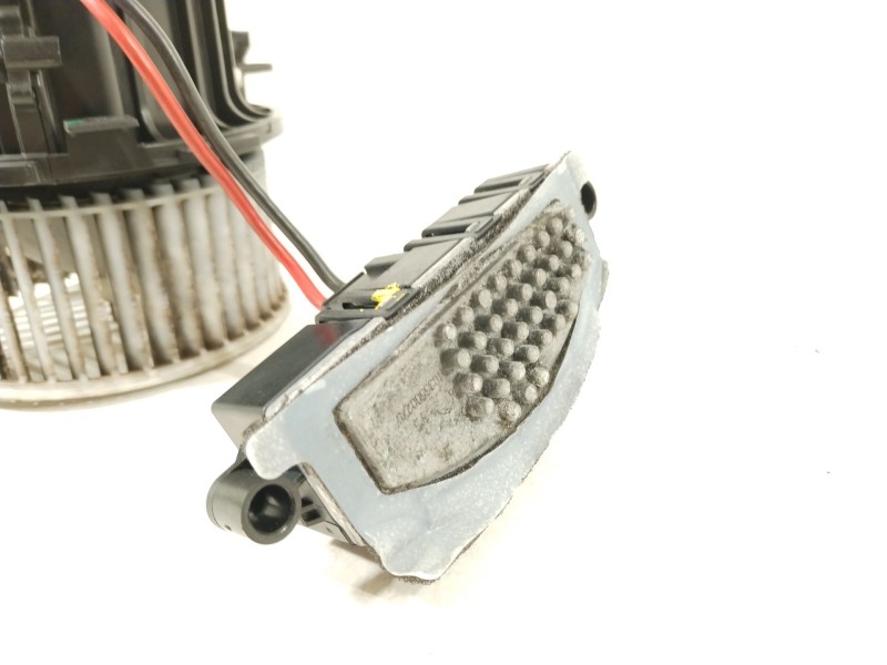 Recambio de ventilador calefaccion para audi a4 b8 (8k2) 2.0 tdi referencia OEM IAM 8T1820021 8K1820021A 