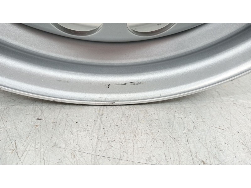 Recambio de llanta para volkswagen crafter kasten (sy) furgón 35 bl ta fwd referencia OEM IAM 2N0601027L  