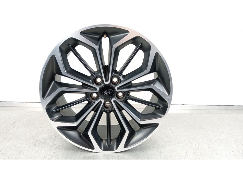 Recambio de llanta para ford focus st-line referencia OEM IAM JX7C1007H1A  
